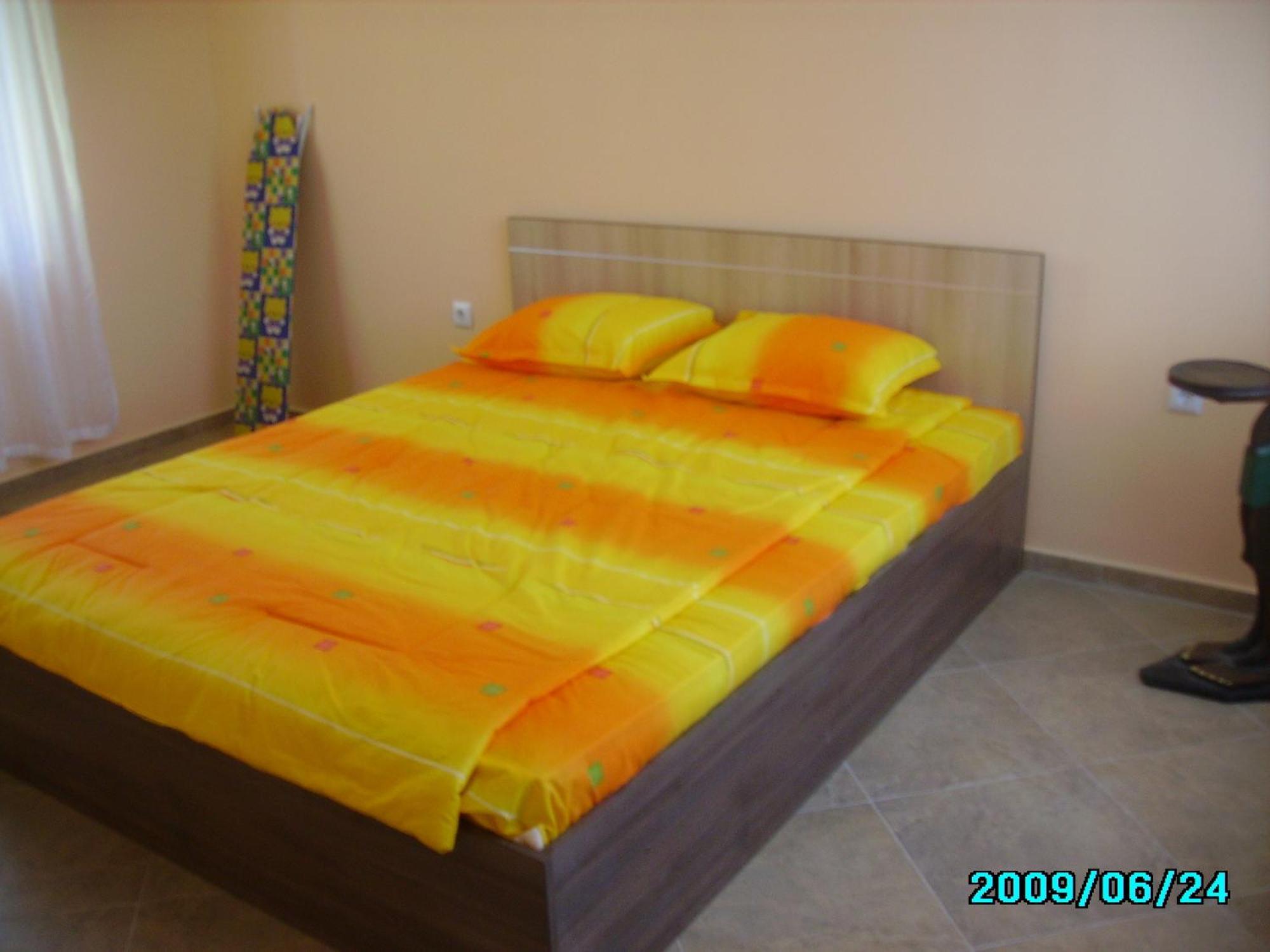 Apartments Sea Sounds Pomorie Buitenkant foto