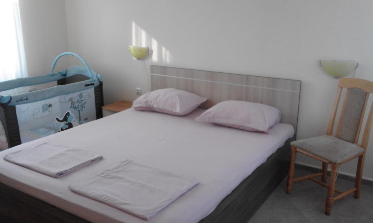 Apartments Sea Sounds Pomorie Buitenkant foto