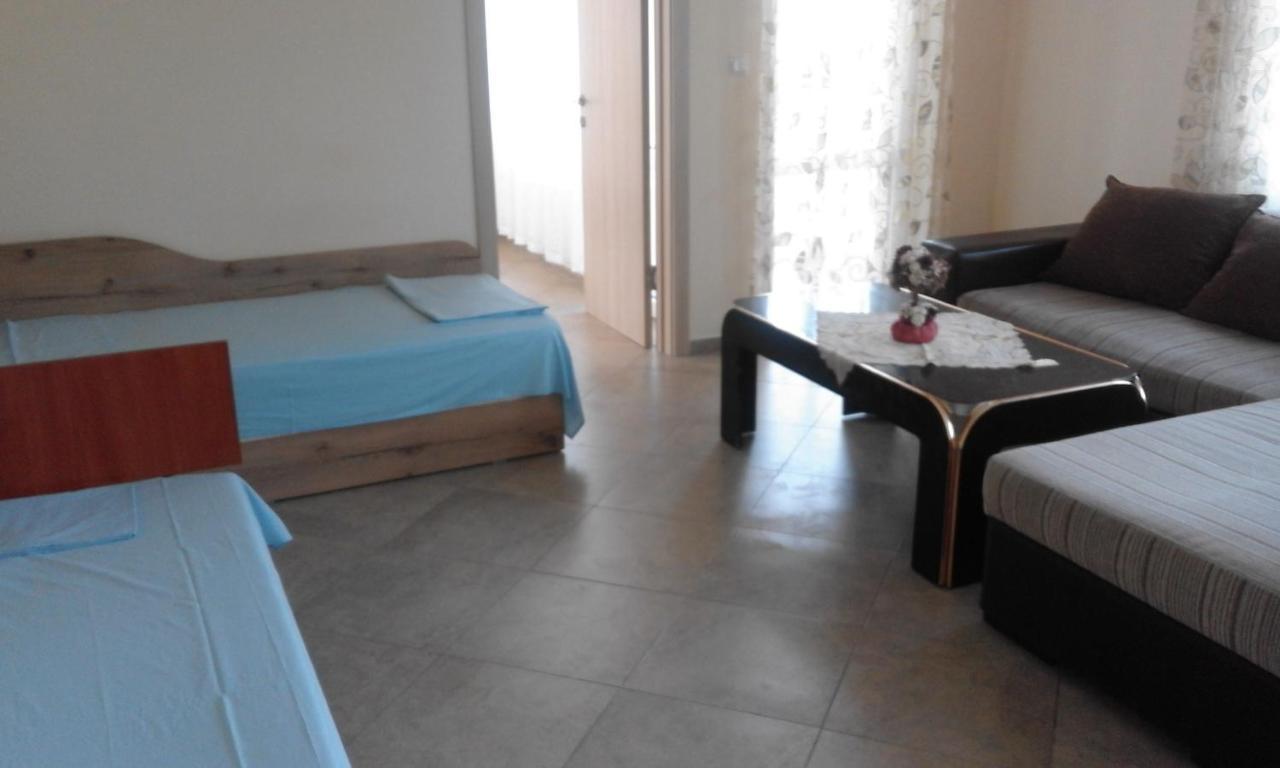 Apartments Sea Sounds Pomorie Buitenkant foto