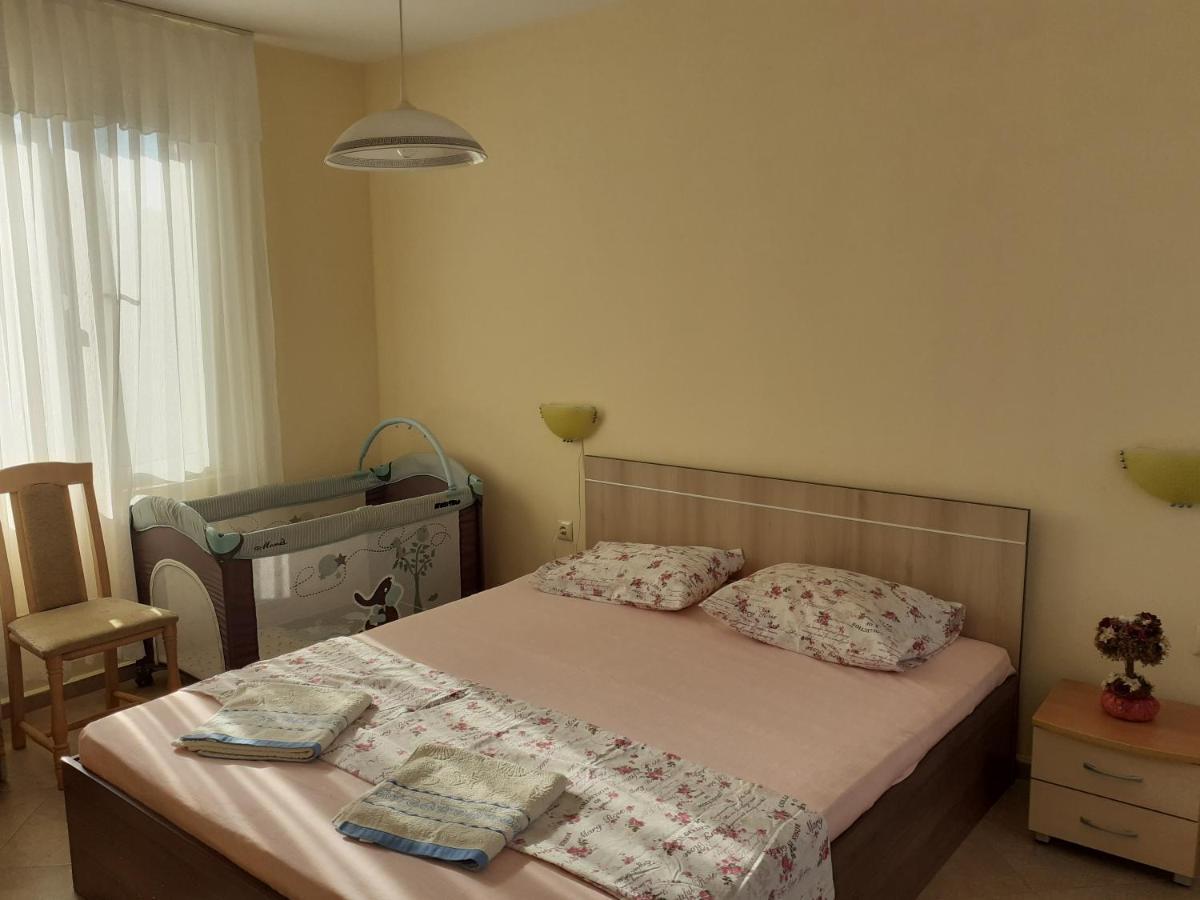 Apartments Sea Sounds Pomorie Buitenkant foto