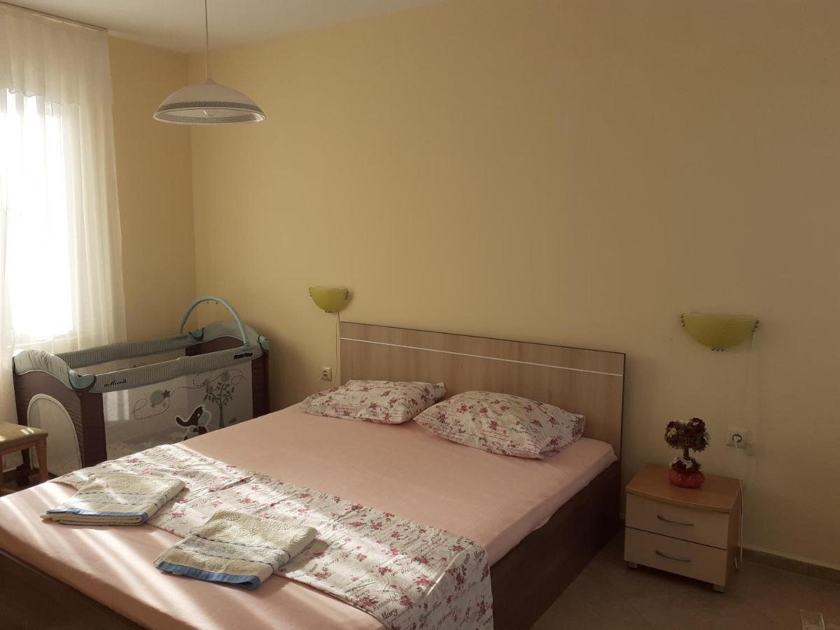 Apartments Sea Sounds Pomorie Buitenkant foto