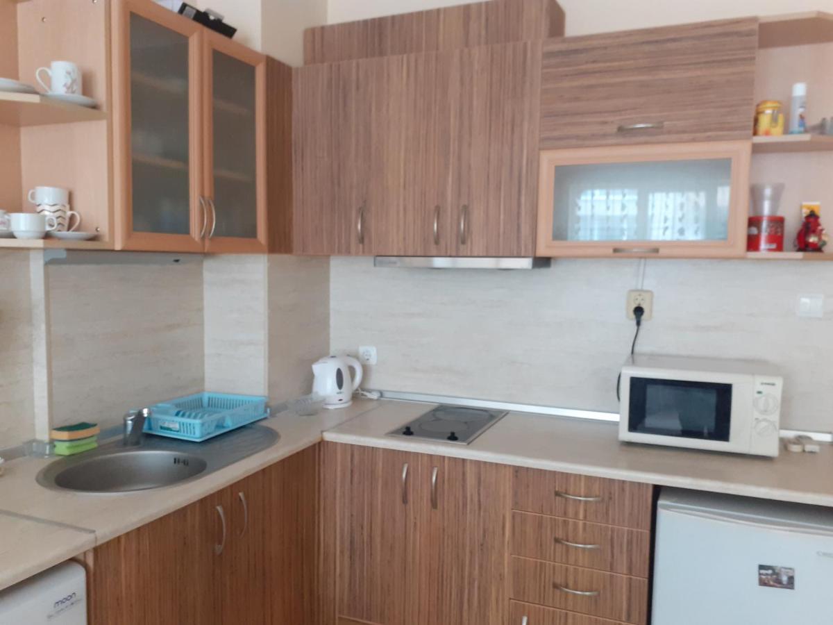 Apartments Sea Sounds Pomorie Buitenkant foto
