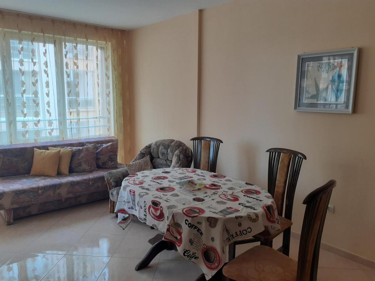 Apartments Sea Sounds Pomorie Buitenkant foto